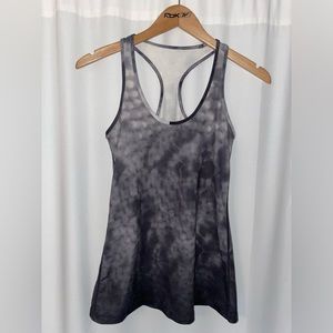 Lululemon cool racerback snowy owl tank top women’s M medium 6 gray tie dye gym